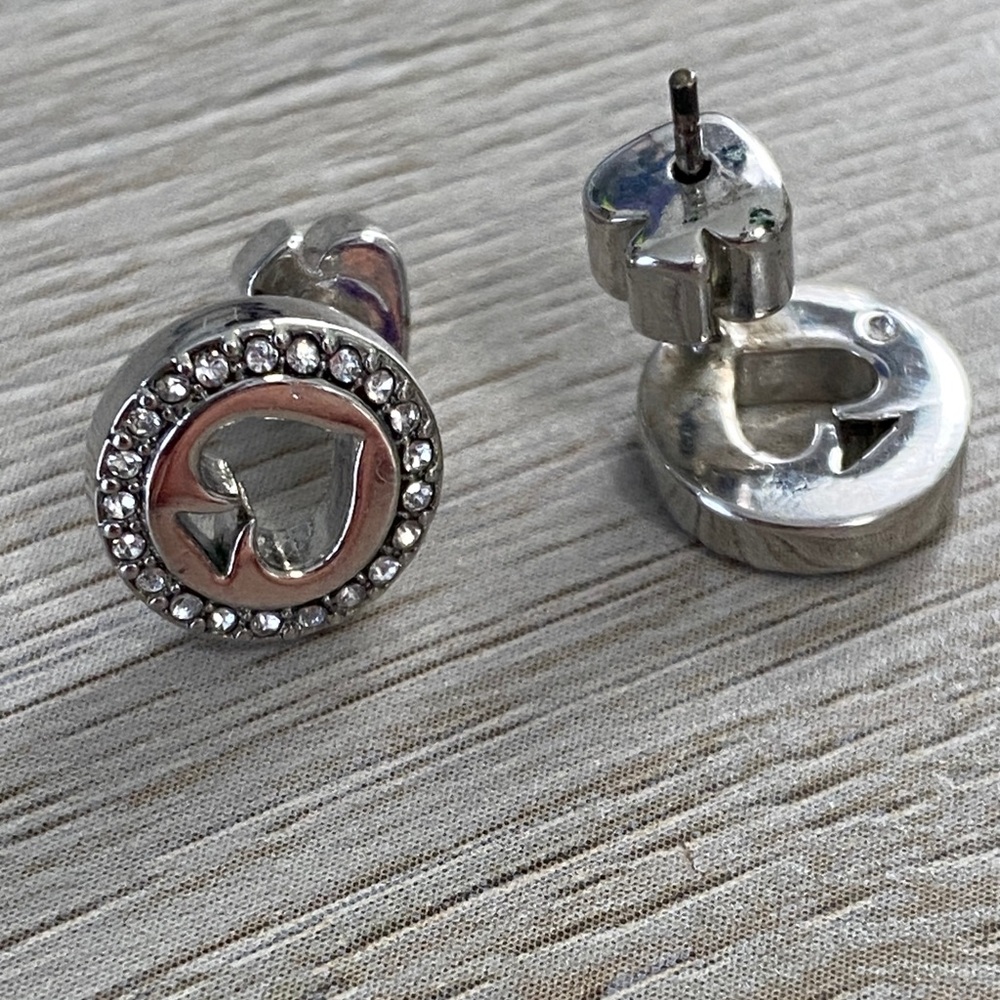 Kate Spade Sparkle Silver Spot the Spade Pave Halo Heart Stud Earrings Dust Bag - Picture 11 of 16